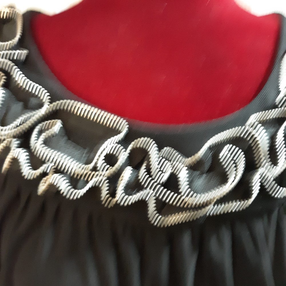 ZIPPER NECKLINE SHIFT DRESS - Picture 5 of 7